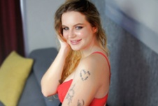 zoey-amazing