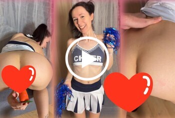 Ronya-Rabe: Ich cherleade für dich und du spritzt in mir ab! Deal?