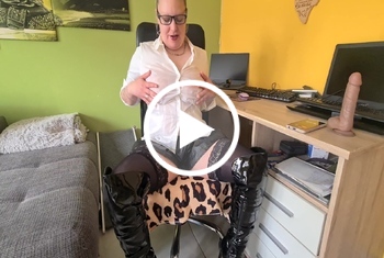 sexyjaqueline: BESORG ES DEINER BÜROSCHLAMPE