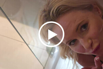 Duschf**k mit P**sDusche!!! Ich reite ihn, p***e ihn voll, lasse