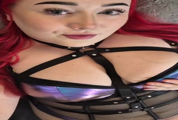 Hallo Süßer im sexy durchsichtigen Body.