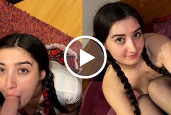 LeahSnuSnu: Schlampiges Uni Girl bläst und fickt bis zum Creampie!!