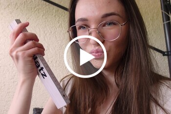Download: Emmi-Hill - SO GROß IST MEINE PUSSY!! Ich messe meine XXL-Lippen!