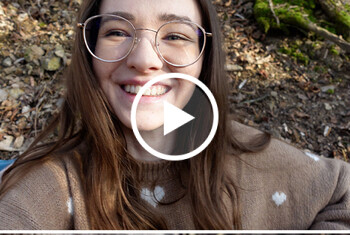 Komm mit mir und meiner Pinken Sonnenanbeterin in Wald