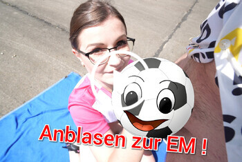 TinyEmily: Angeblasen zur EM