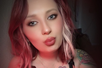69, Dirtytalk, Analsex, Sexspielzeuge, Tittenfick, Gesichtsbesamung, Eier lecken, Creampie, Große Schwänze, Lesbische Spiele, Rollenspiele, Dreier , High-Heels, Schulerziehung, Versklavung aktiv 