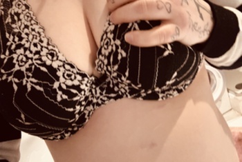 Karina12, 30 Jahre, Pornodarstellerin