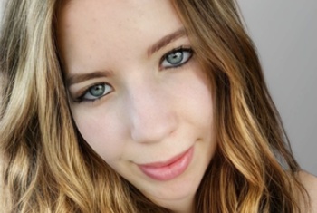 LadyLolliPop, 25 Jahre, Pornodarstellerin