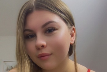 AbbySinnlich, 21 Jahre, Pornodarstellerin, aus Ukraine