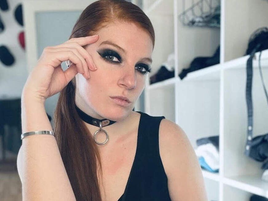 Krass wie ich s******n kann g*******t bis das bett unter Wasser stand wer nag mal kosten? - Erotik Amateur