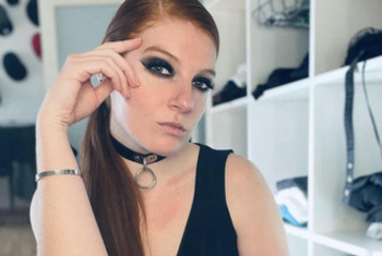 Kiaraloch19, 31 Jahre, Pornodarstellerin, aus Hannover