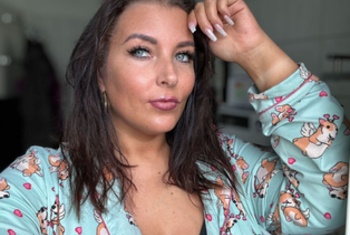 Nina-Nice ᐅ 36 Jährige Pornodarstellerin aus Hannover