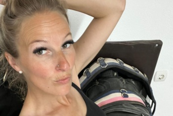 MaviePearl, 32 Jahre, Pornodarstellerin