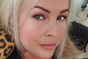 69, Dirtytalk, Analsex, Zungen-Analsex passiv, Anal-Dehnungen aktiv, Anal-Dehnungen passiv, Ass to Mouth, Zeigen in der Öffentlichkeit, Sexspielzeuge, Gegenstände einführen, Tittenfick, Deepthroating (Hardcore Blasen), Gesichtsbesamung, Face-Sitting, Große Brüste, Rollenspiele, Dreier , Sex-Parties, Fuß-Fetisch, Doktor-Spiele, Natursekt aktiv, Natursekt passiv, Maskenspiele, Wachs-Spiele, Dominante Rollen, Demütigung, Spanking, Spitting, Keuschhaltung, Partnererziehung, Fisting