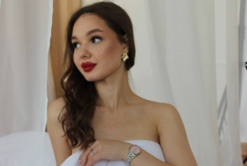 Ylida, 20 Jahre, Pornodarstellerin, aus Russland