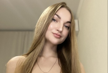 MeryDoris, 28 Jahre, Pornodarstellerin aus Lettland