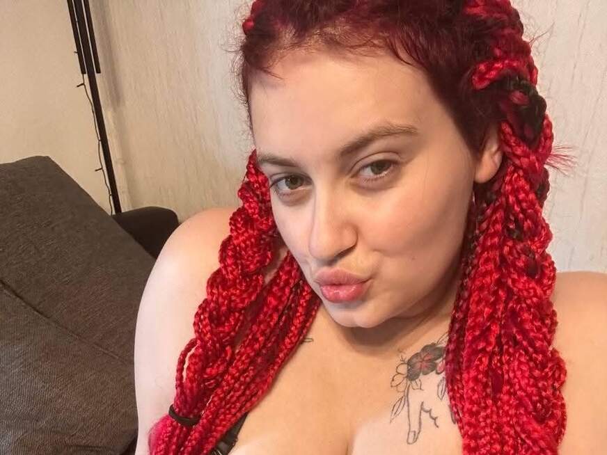 Meine Brüste selber l****n ist das geilste der Welt - Erotik Amateur