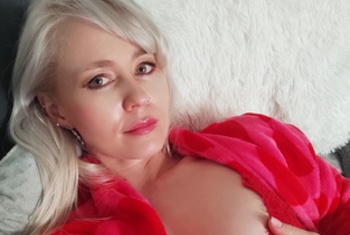 Natalia-Becker, 39 Jahre, Pornodarstellerin, aus Oberhausen