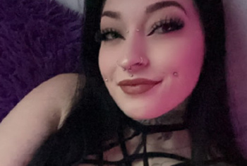 Lilly-Herzog, 22 Jahre, Pornodarstellerin, aus Stuttgart