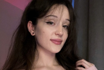 HotBritta, 19 Jahre, Pornodarstellerin, aus Hannover