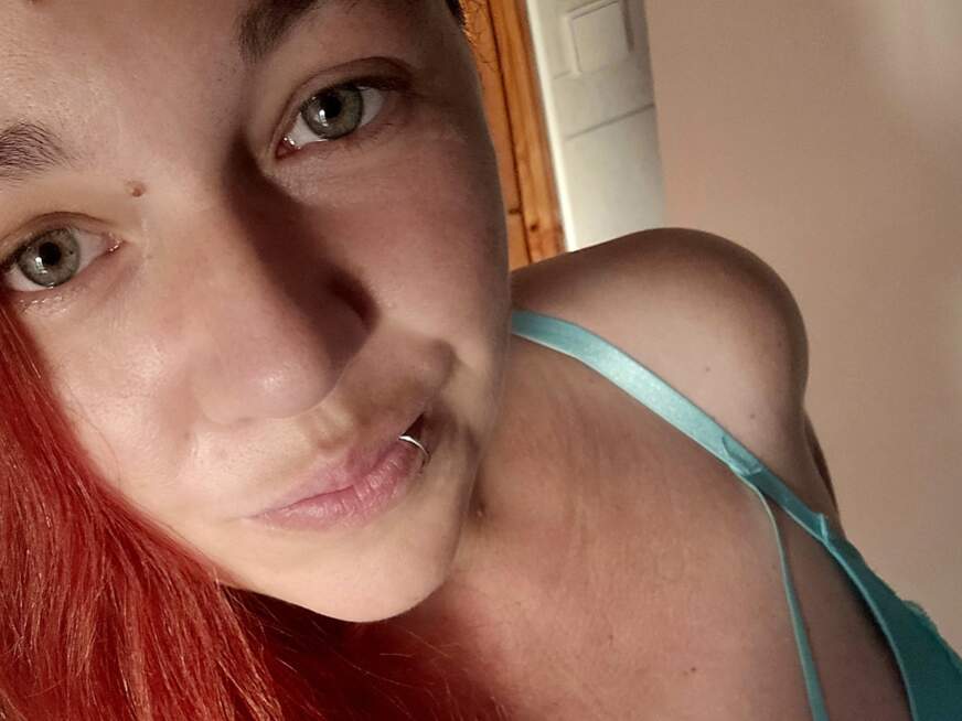 Julie34