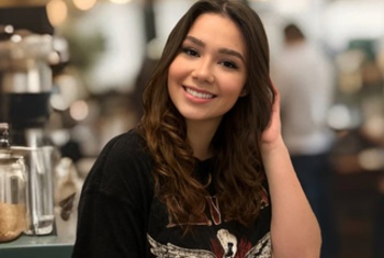 KatyHotty, 19 Jahre, Pornodarstellerin aus Polen
