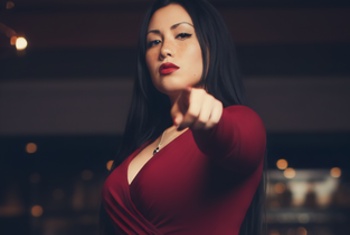 LadyChina, 33 Jahre, Pornodarstellerin