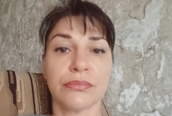 Monicap*****s  Deine geile MILF ist hier, um dich zu verführen 🥵 Komm schon!Ich bin deine heiße, reife Monica, erfahren im Bett und offen für deine schmutzigen und sexy Fantasien. Ich werde deinen S*****z begutachten und dir JOI geben. Ich habe große Brüste, perfekt für Titty F**king! Ich experimentiere gerne im Bett! Lass mich meinen A***h auf deinem S*****z wippen Meine Spezialität ist Dirty Talk. Ich kann eine dominante Miss oder eine unterwürfige B***h sein ️ Ich liebe Rollenspiele... F****r meine cremige M****i. Eine elegante Frau, die verschiedene Rollen genießt. Dre**r oder Gruppensex? Ich wäre dabei! F*****er B**wjob? H*****b? Magst du große S*********n? Und eine empfindliche K****ris? Ich liebe es, sie zu berühren, während du vor mir masturbierst 🥵 Ich stehe auf A**lspiel, aber leider s*****e ich selten 🥰 Ich schreibe gerne darüber, wie dein S*****z in mich eindringt!Sei nett, während wir uns kennenlernen. Ich, deine sinnliche Herrin, werde dich genau so verwöhnen, wie du es dir wünschst ️Ich bin hauptsächlich nachts online  Versteck deine Fantasien und Fetische nicht vor mir 🥰#milf #reif #titten #a***h #füße #großebrüste #s*********r #süß #deutsch #heiß #geil #neu #dirtytalk #brünett #perfekterkörper #c2c #tease #privat #sexy #rollenspiel #fetisch #POV