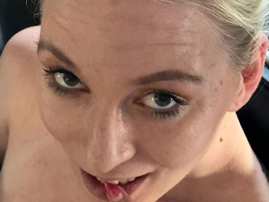 Der S****a G******g OG ging in die zweite Runde und ich würde noch geiler auf den S**t - Erotik Amateur