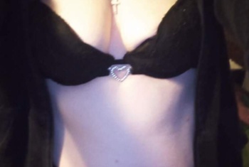 Nana91  Ich bin 34 Jahre alt Bin schlank sexy und wildMit mir wird\'s nie langweilig lass mich dein kleines heißes Geheimnis sein 