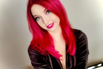 JungfrauLuna, 24 Jahre, Pornodarstellerin, aus Polen