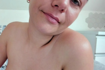 SexyyyBoooom ᐅ 37 Jährige Pornodarstellerin aus Berlin 