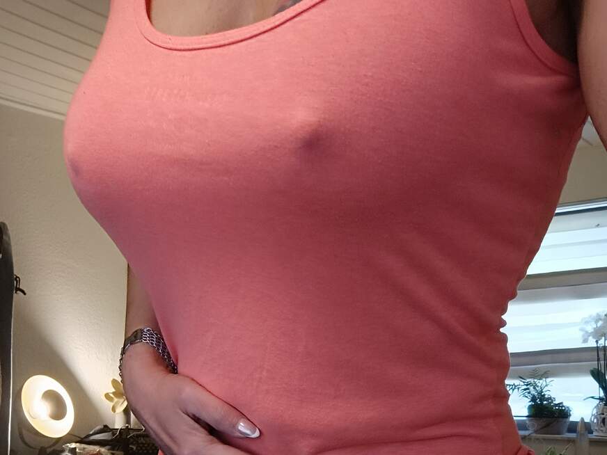 Heute bin ich beim Spazieren gehen wieder geil geworden! - Erotik Amateur