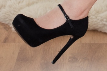 LaraPervers, 22 Jahre, Pornodarstellerin, aus Tschechien