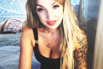 DirtyWet, 40 Jahre, Pornodarstellerin, aus hamburg
