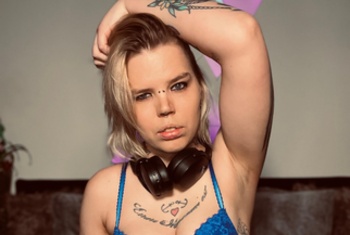 JuliaAvarix