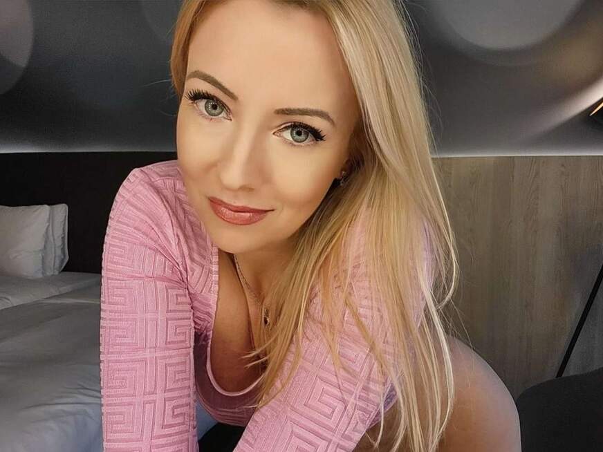 Provokation am Urlauberstrand :) Outdoor a*******n PUR - Erotik Amateur