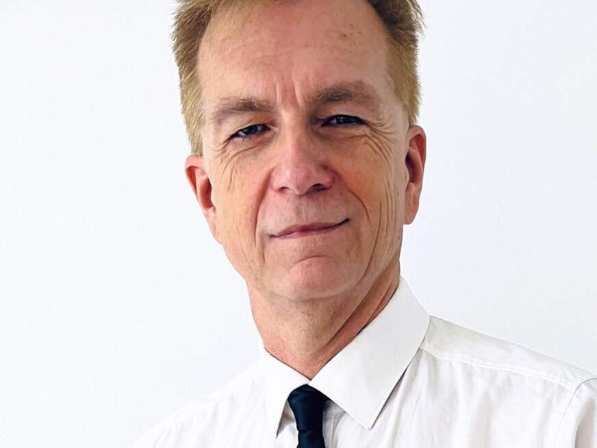 Versaute MILF Ludmilla trifft sich gerne zum F****n - Erotik Amateur