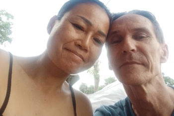 Sunna, 52 Jahre, Pornodarstellerin, aus Thailand