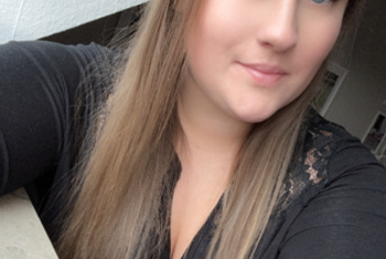 Sweetness94, 31 Jahre, Pornodarstellerin