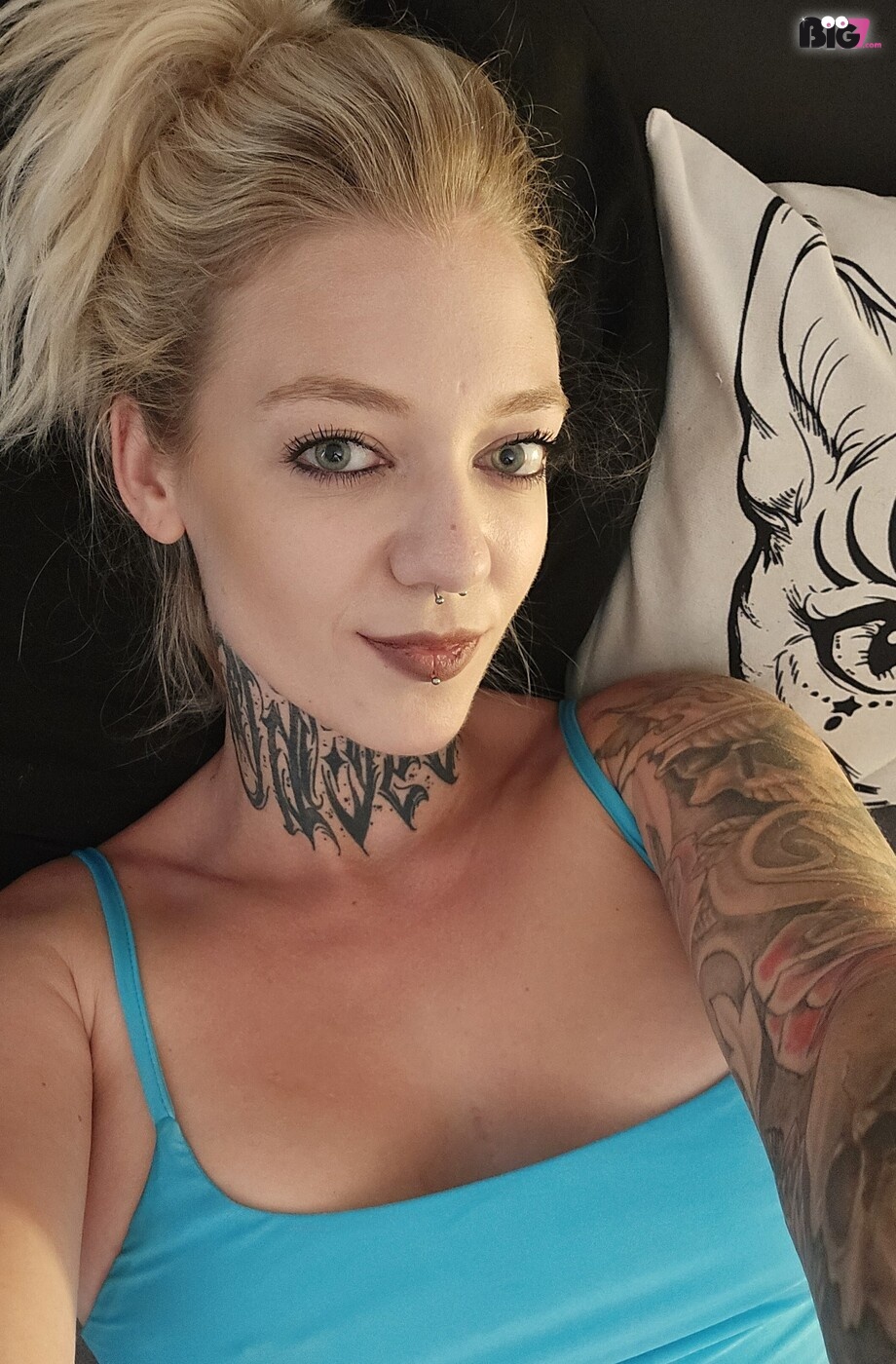 69, Girlfriendsex, Dirtytalk, Zeigen in der Öffentlichkeit, Sexspielzeuge, Tittenfick, Deepthroating (Hardcore Blasen), Gesichtsbesamung, Face-Sitting, Eier lecken, Creampie, Große Schwänze, Große Brüste, Lesbische Spiele, Swingen, Rollenspiele, Dreier , Sex-Parties, Nylon-Strapserotik, High-Heels, Fuß-Fetisch, Lack,Leder, Latex, Doktor-Spiele, Natursekt aktiv, Maskenspiele, Wachs-Spiele, Devote Rollen, Dominante Rollen, Bondage, Rohrstockerziehungen, CBT (Schwanz- und Hodenzüchtigung), Rasur, Schulerziehung, Versklavung aktiv 