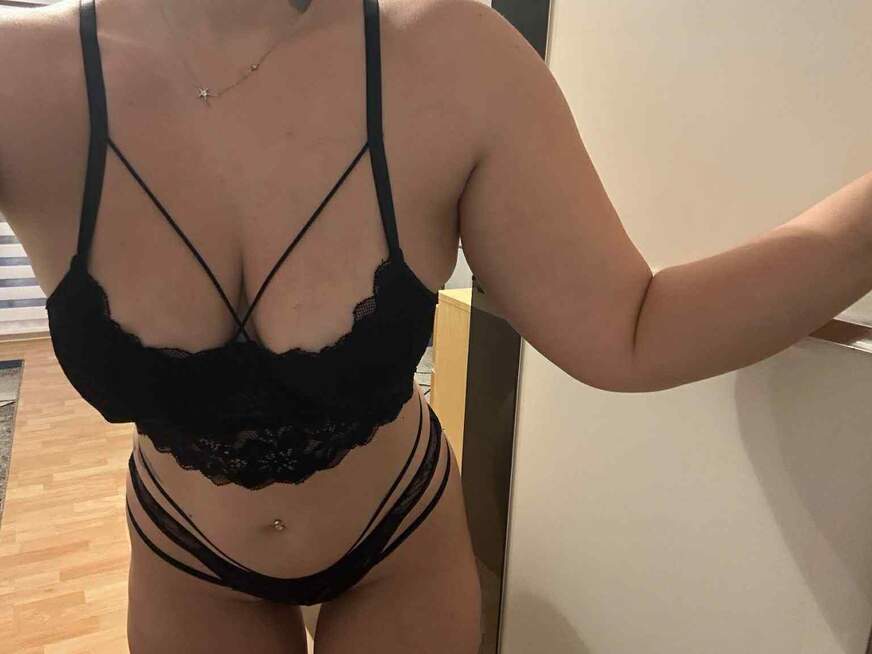 Komm doch mit mir ins Bett - Erotik Amateur