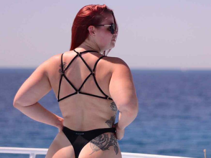 Komm doch mit mir ins Bett - Erotik Amateur