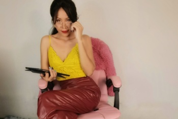 Thai-Darika, 39 Jahre, Pornodarstellerin, aus Chumphon Buri