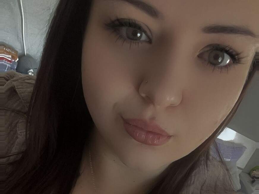 Dildo b*****t bis zum S****t - Erotik Amateur