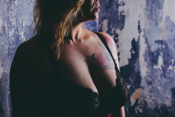 Avelisse ᐅ 43 Jährige Pornodarstellerin - frauenab50.com Avelisse ᐅ 43 Jährige Pornodarstellerin