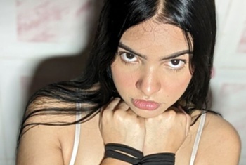 Amberships    Discover the naughty and sexy side of this petite Latina, with big breasts and a big ass.Ready to satisfy your darkest fantasies and desires                     