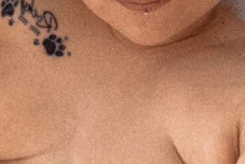 Larissa19999  Hey liebe Männerwelt .. schön hier bei euch zu sein . Gern fragt mich wenn ihr Fragen habt . Ich bin pflegeleicht und für jeden Spaß zu haben , komme aus einer langjährigen Beziehung die leider zum Schluss nur noch langweilig war .. Ich will gern wieder viel Spaß haben …🥰ich warte auf euch 