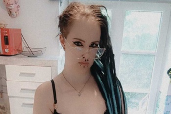69, Dirtytalk, Analsex, Zungen-Analsex aktiv, Zungen-Analsex passiv, Sexspielzeuge, Gegenstände einführen, Tittenfick, Deepthroating (Hardcore Blasen), Gesichtsbesamung, Eier lecken, Große Schwänze, Große Brüste, Lesbische Spiele, Rollenspiele, Lack,Leder, Latex, Doktor-Spiele, Natursekt aktiv, Natursekt passiv, Devote Rollen, Dominante Rollen