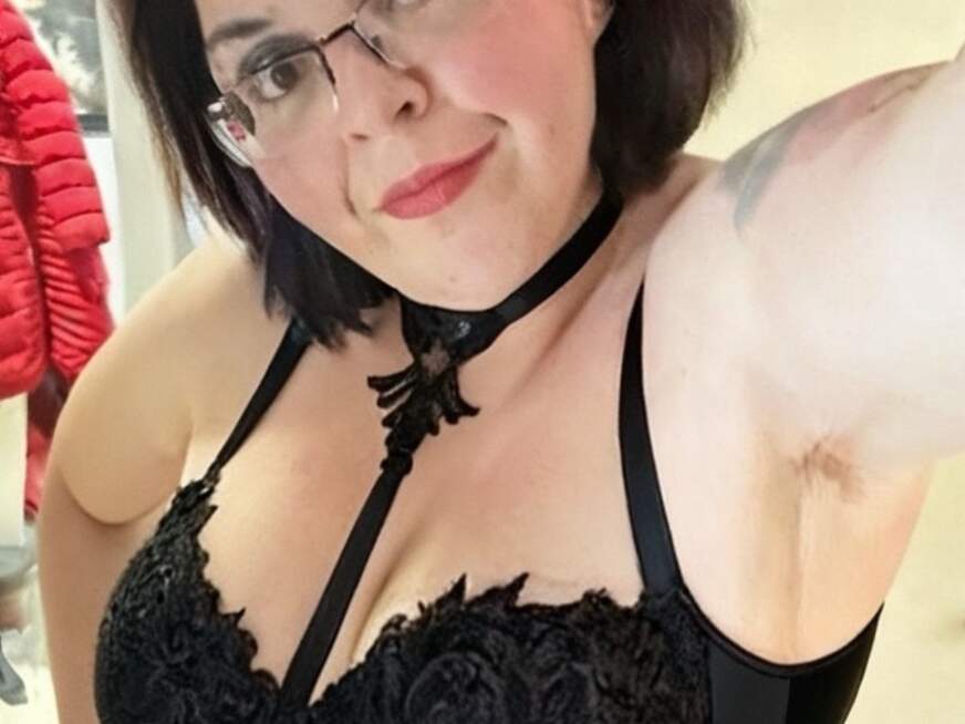 selbst ist die frau - Erotik Amateur